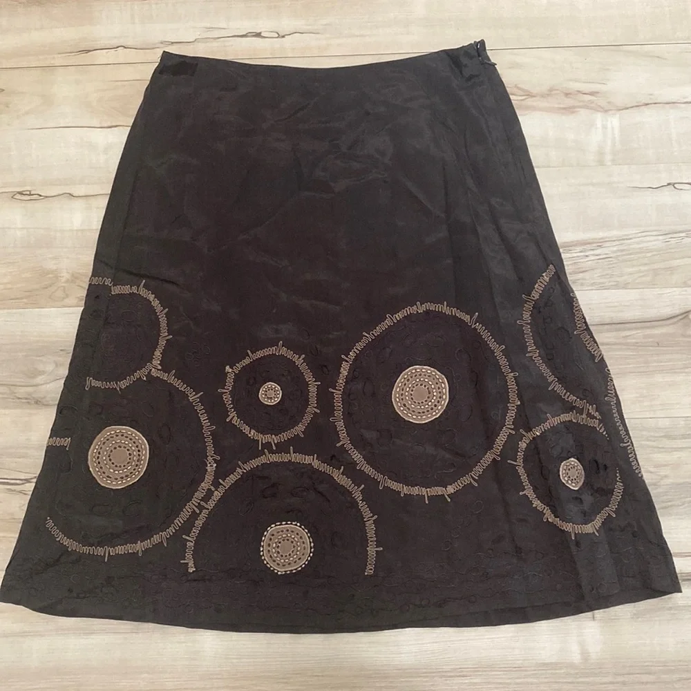 NWT Chico’s Circular Opulence Carabel Skirt In Fudge Size 1. (M/8) - Picture 1 of 9